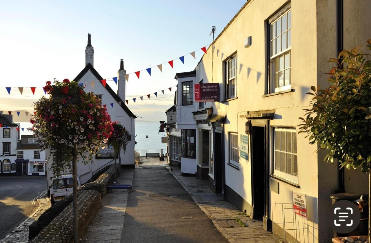 High Tides Apartment Lyme Regis Exterior foto